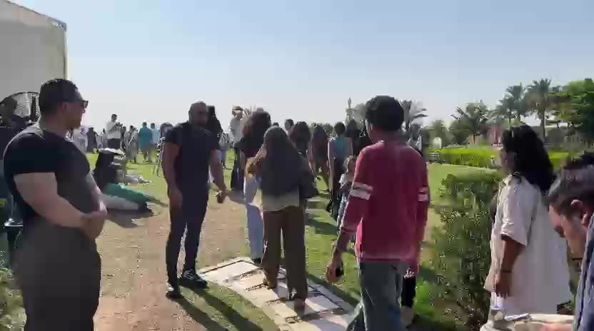 تأمين دخول الضيوف في فعالية كبرى